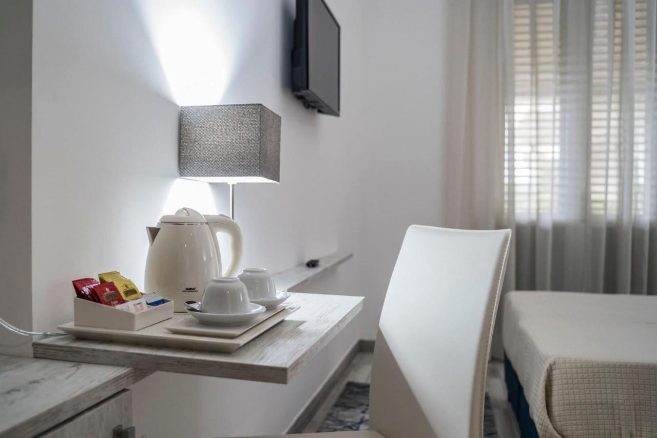 Dolcestate Hotel -Club Campofelice Di Roccella Εξωτερικό φωτογραφία