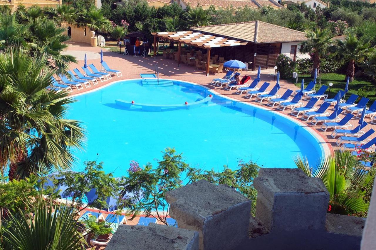 Dolcestate Hotel -Club Campofelice Di Roccella Εξωτερικό φωτογραφία
