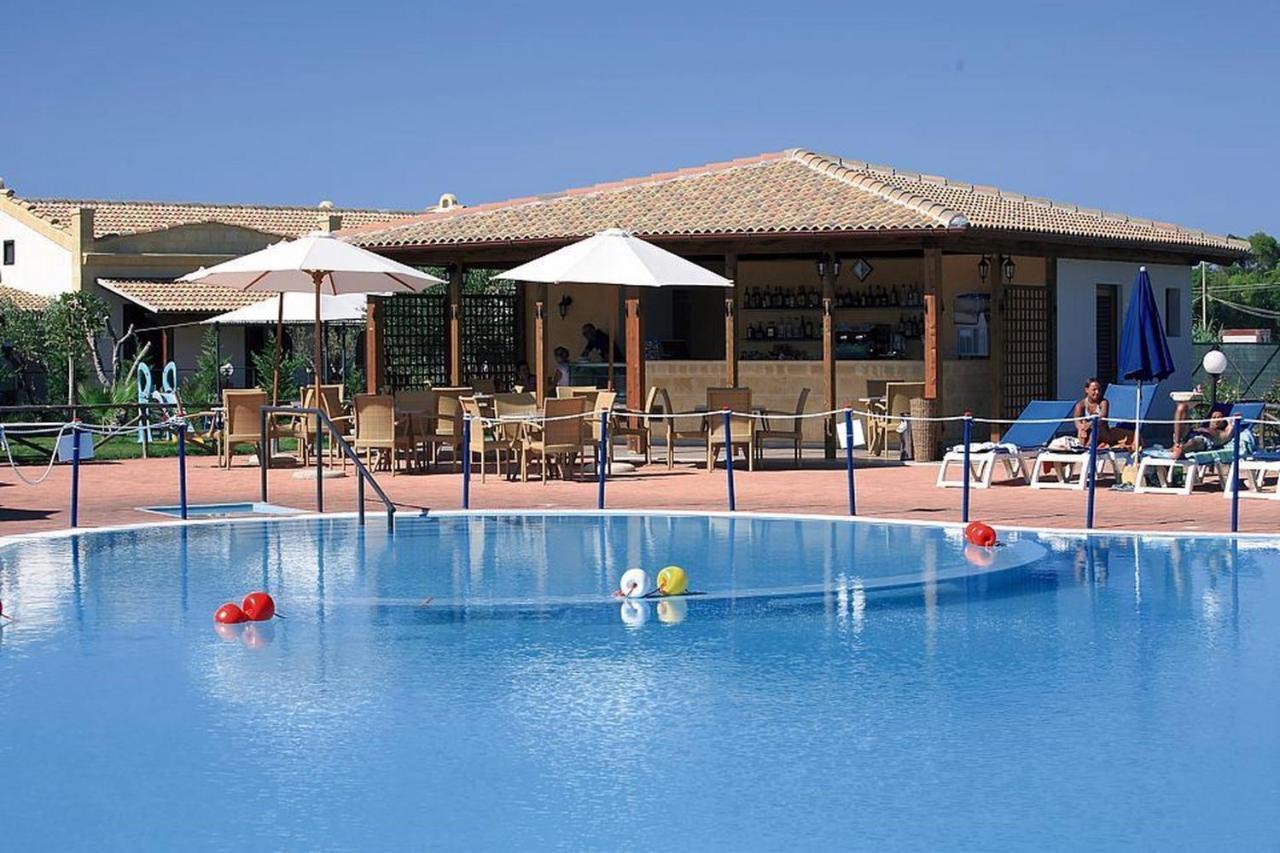 Dolcestate Hotel -Club Campofelice Di Roccella Εξωτερικό φωτογραφία